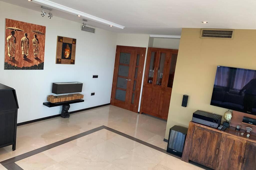 Maravilloso Piso En Torremolinos, Costa Del Sol エクステリア 写真